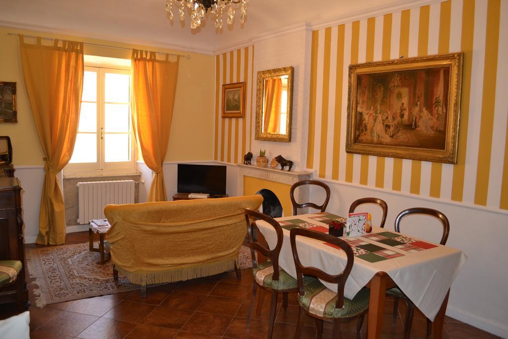 Corte Palazzo Picedi Benettini Sarzana Zewnętrze zdjęcie