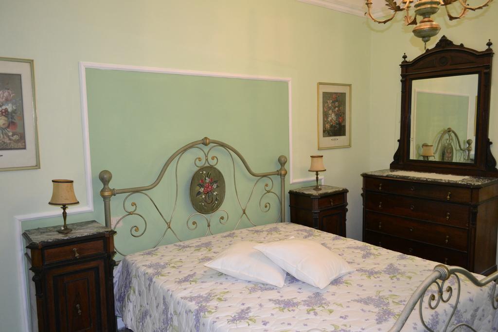 Corte Palazzo Picedi Benettini Sarzana Pokój zdjęcie