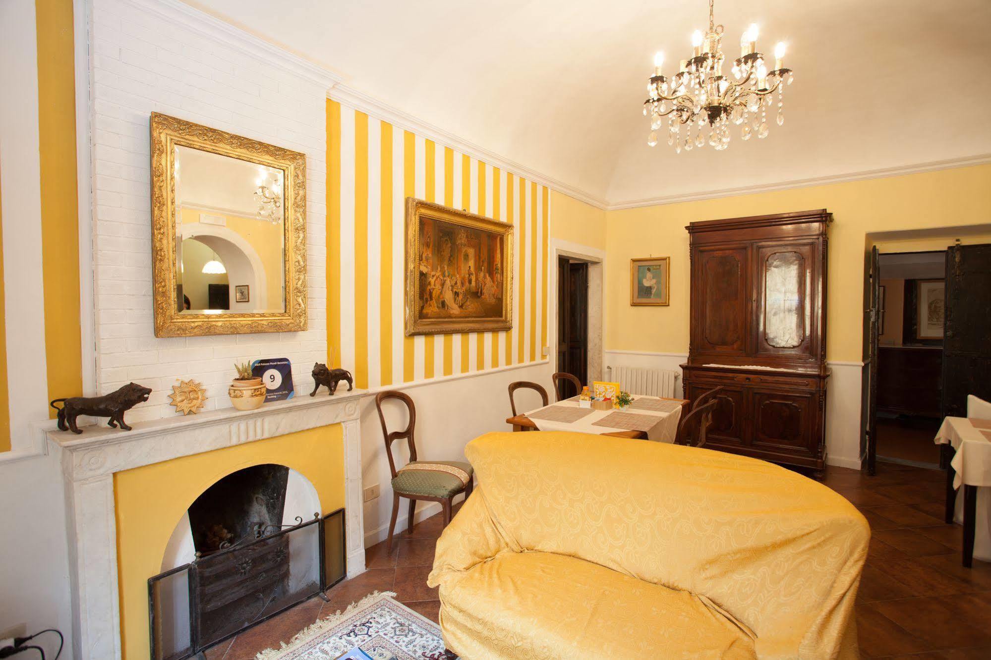 Corte Palazzo Picedi Benettini Sarzana Zewnętrze zdjęcie