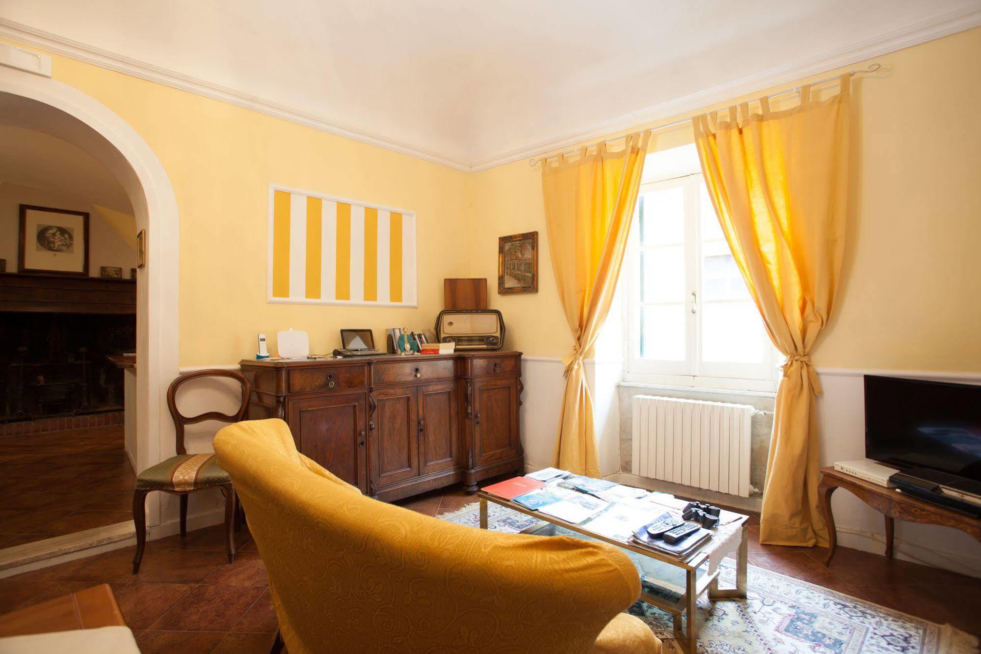 Corte Palazzo Picedi Benettini Sarzana Zewnętrze zdjęcie