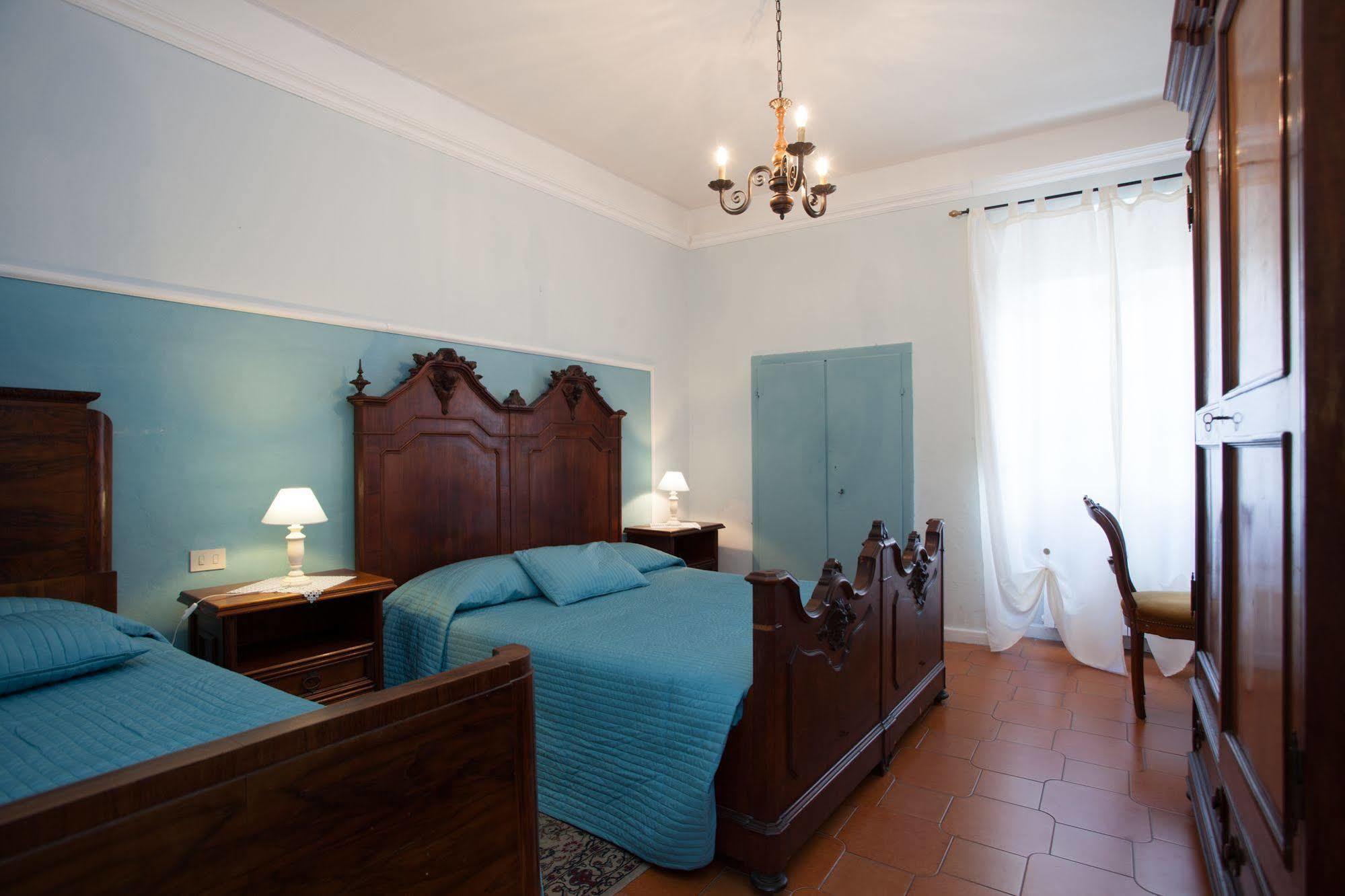 Corte Palazzo Picedi Benettini Sarzana Zewnętrze zdjęcie